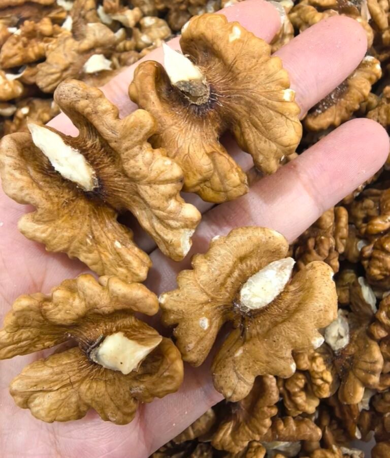 What Happens When You Eat Walnuts Every Day: Doctors Explain the Remarkable Health Benefits