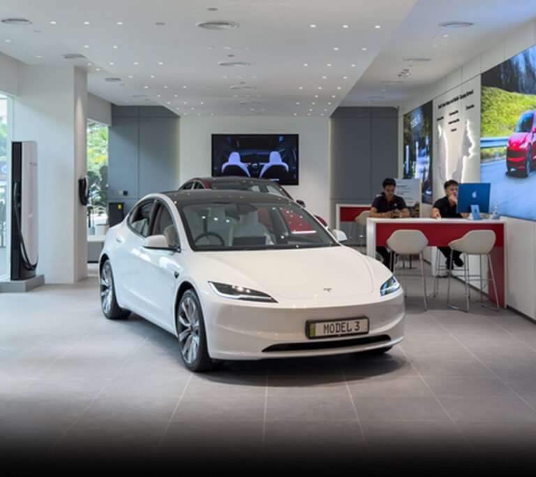 Tesla owner stunned by massive one-year value drop