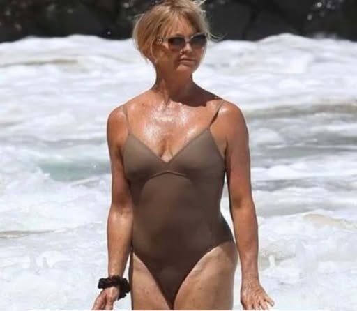 Goldie Hawn vacation pictures in swimsuit spark comments